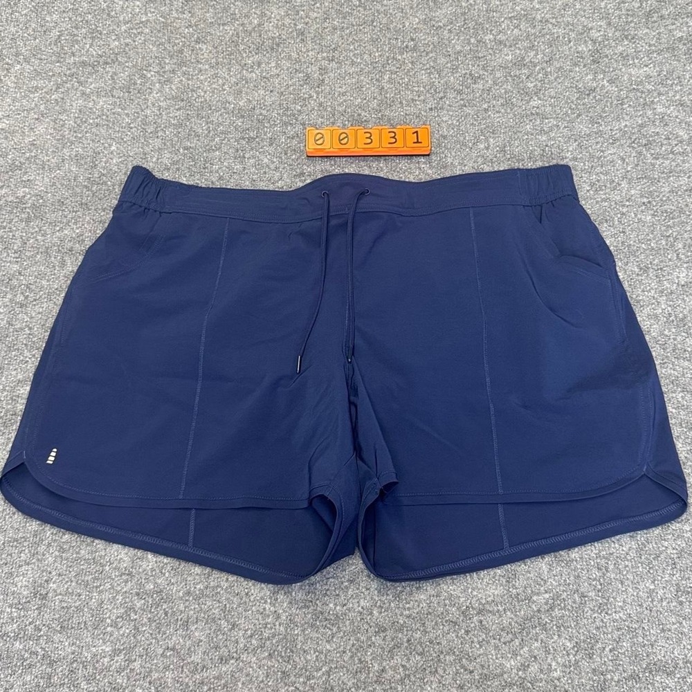 Lands' End Navy blue running shorts with drawstring waist and pockets. Size 24W.